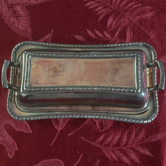Elegant Silver Butter Dish - Picture 1 of 5